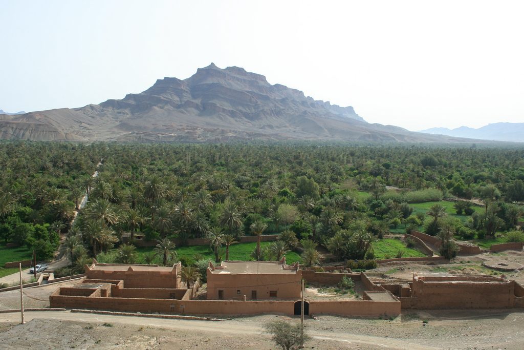 http://marruecosbohemio.com/trip/4-dias-desde-marrakech-al-desierto-de-erg-chebbi/