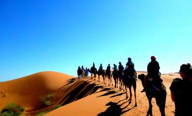 Descubre Merzouga: Un tríp de 3 días desde Fez